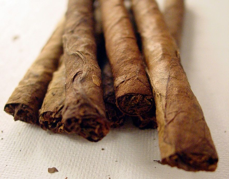 How to roll a blunt using 5 alternative tobaccofree blunt wraps 