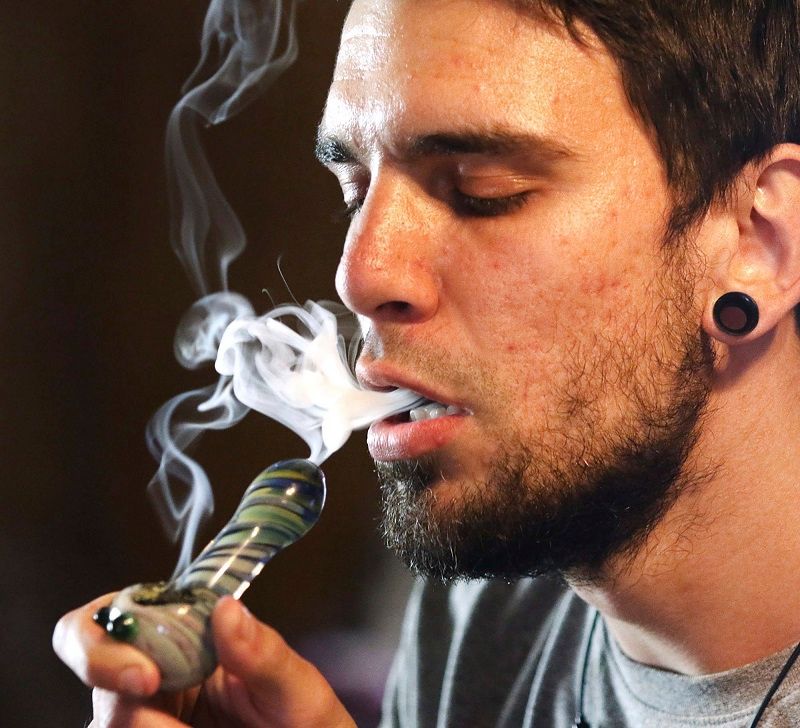 Illinois becomes 11th state to allow recreational marijuana