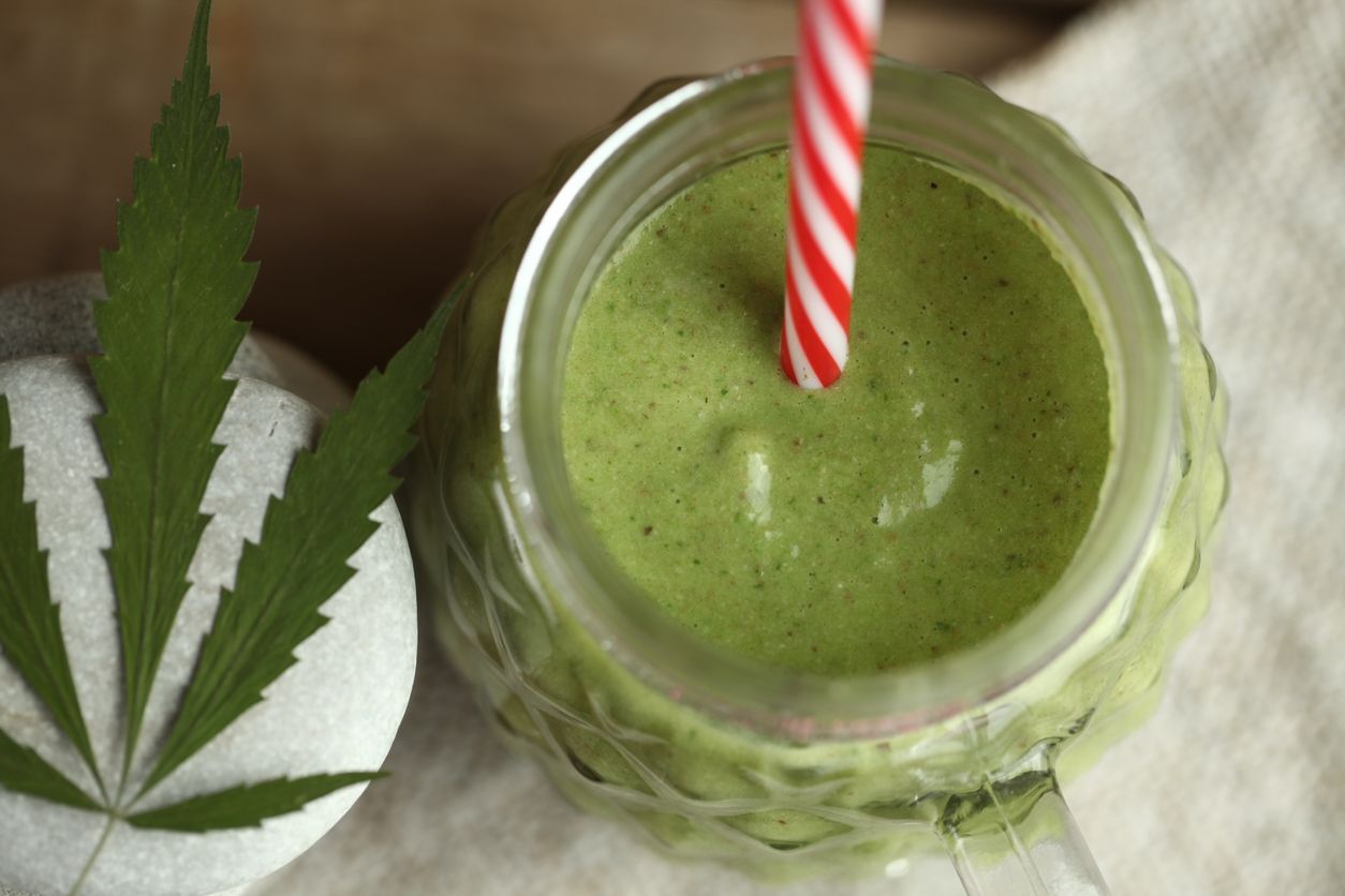 5 delicious CBD infused smoothie recipes