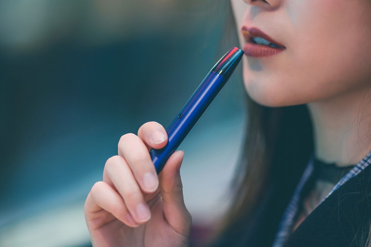 Comparing wax vaporizers and oil vaporizers