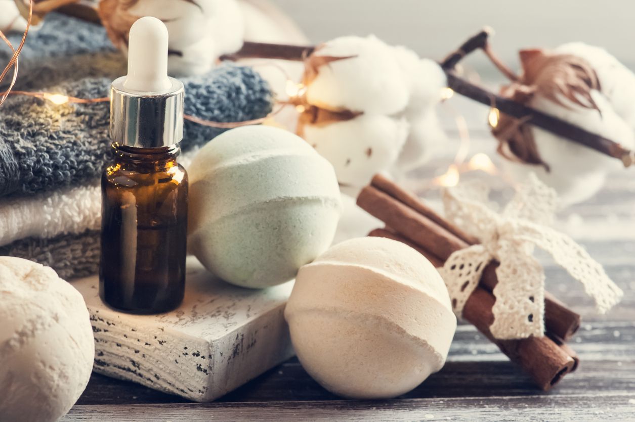 CBD bath bombs effects benefits and conditions you can treat with them 