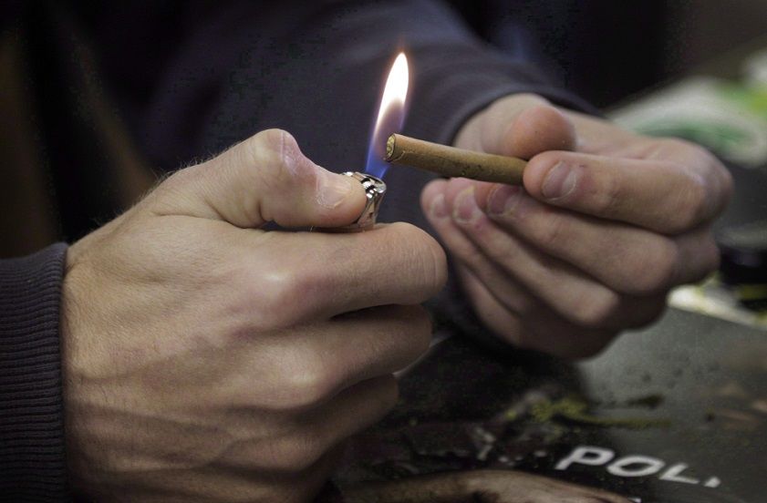 Men twice as likely to smoke pot as women Statistics Canada says