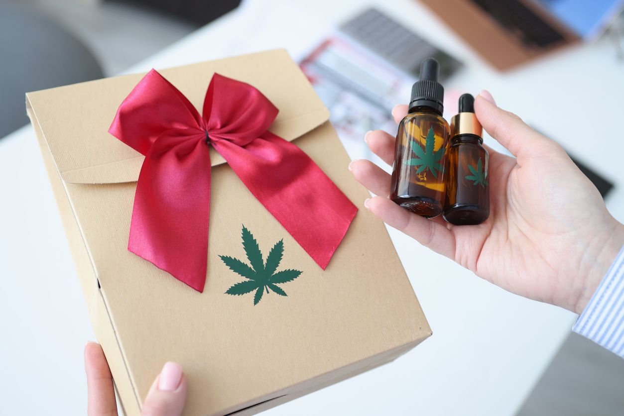10 Cannabis gift ideas your buds will love