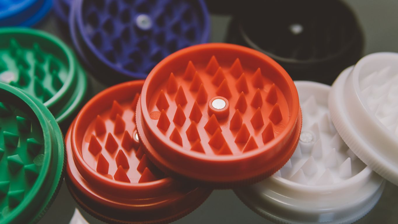 10 Things to look for in a good quality weed grinder