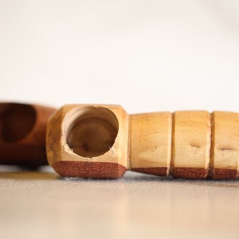 feature image $30 wooden pipe