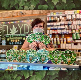 store photos Floyd's Cannabis Co. - Port Angeles