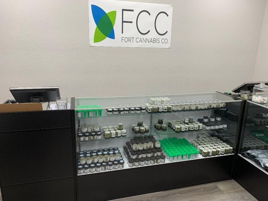 store photos Fort Cannabis Company