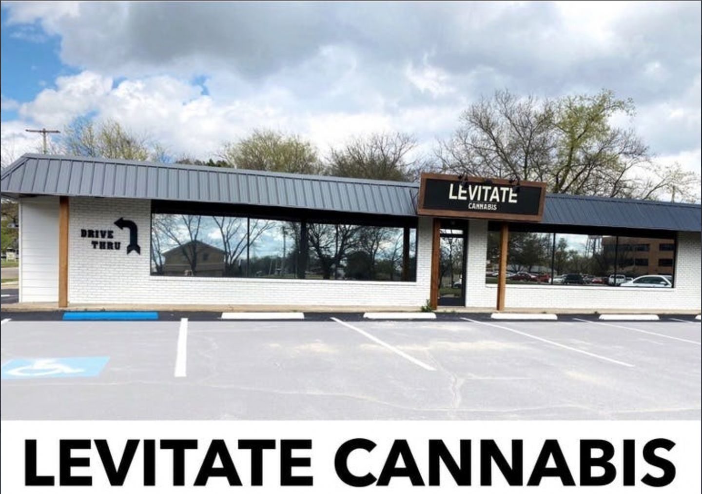 store photos Levitate Cannabis - Durant 6