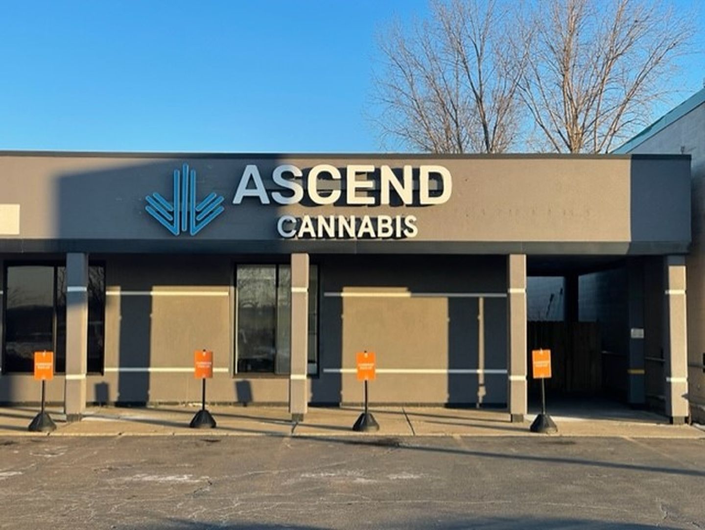 image feature Ascend Cannabis Grand Rapids - 28th Street