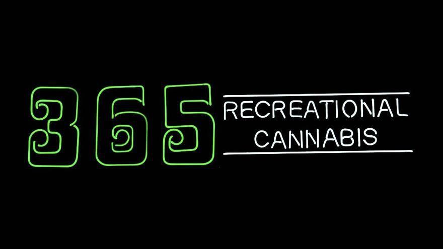 store photos 365 Recreational Cannabis - Dayton 12