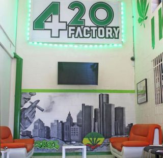 store photos 420 Factory - Detroit