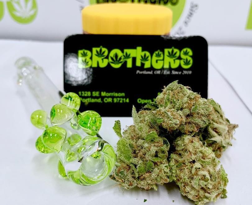 store photos Brothers Cannabis - SE Morrison 11