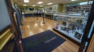 store photos Fweedom Cannabis in Mountlake Terrace 0