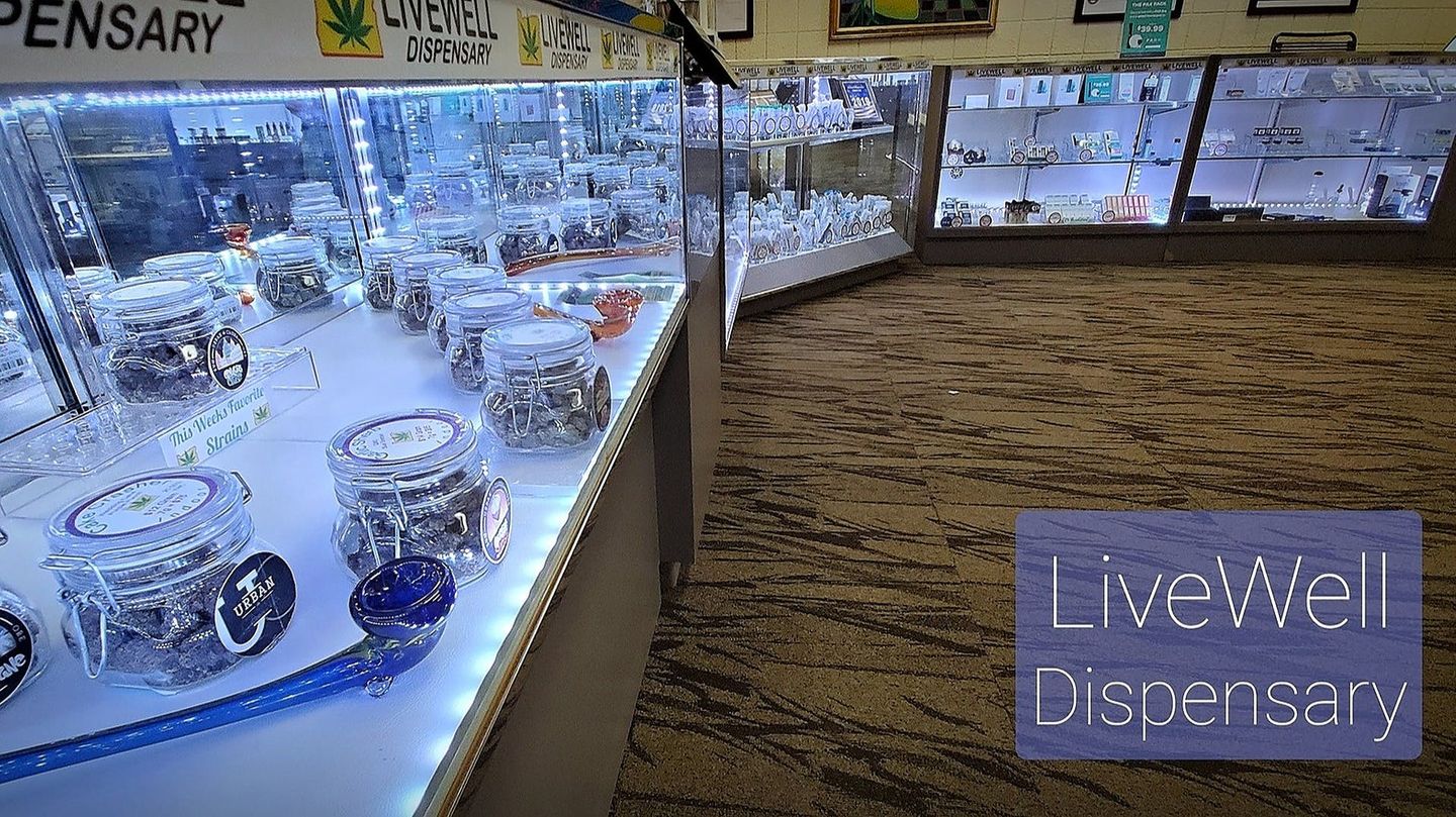 store photos LiveWell Dispensary - Broadway