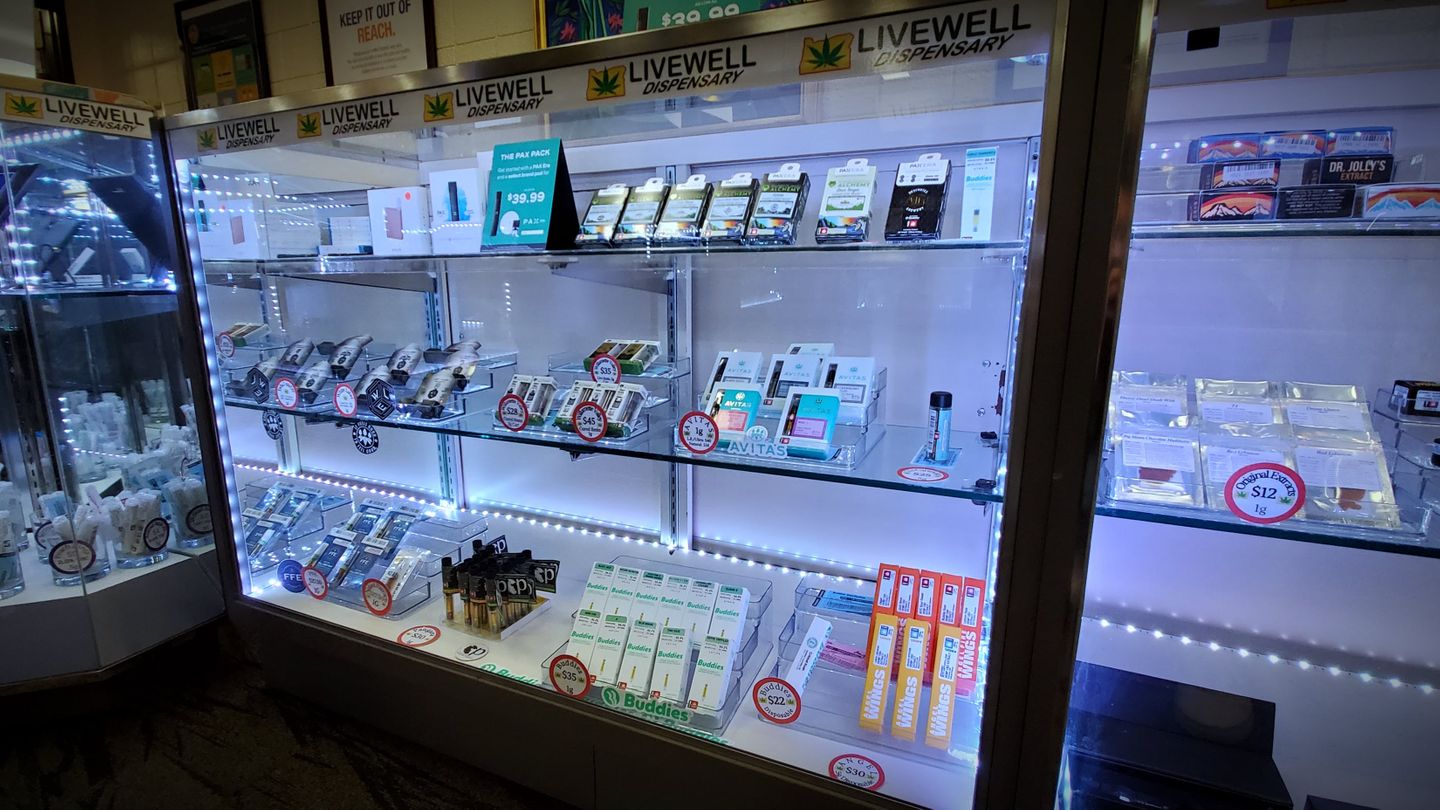 store photos LiveWell Dispensary - Broadway