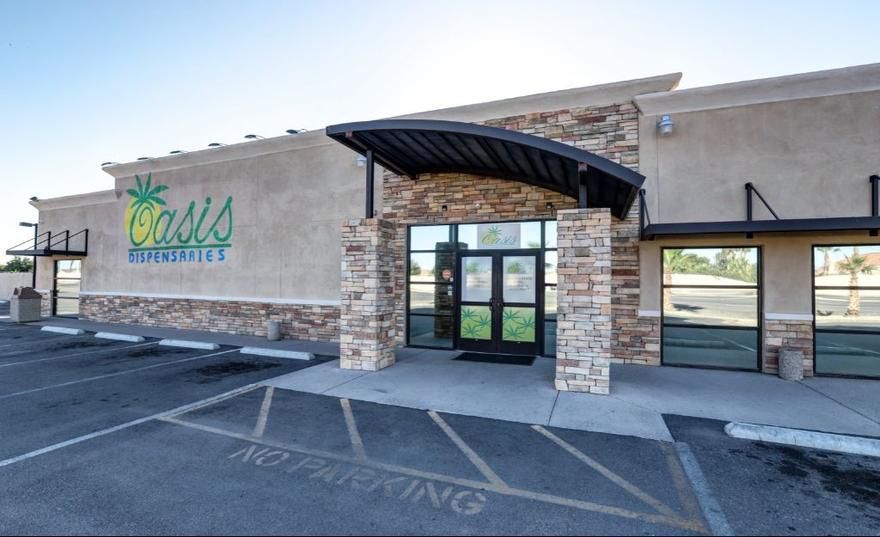 store photos Oasis Cannabis | South Chandler (Medical) 4